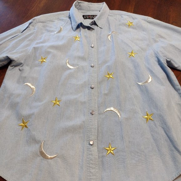 Chaus Tops - Vintage denim button down shirt